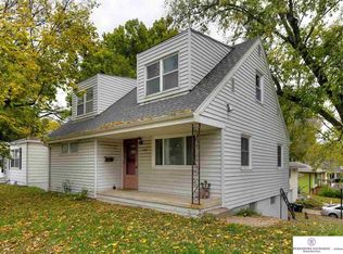 1601 N 72nd St, Omaha, NE 68114