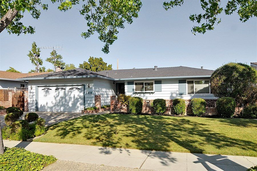 1st image of 2819 Lantz Ave