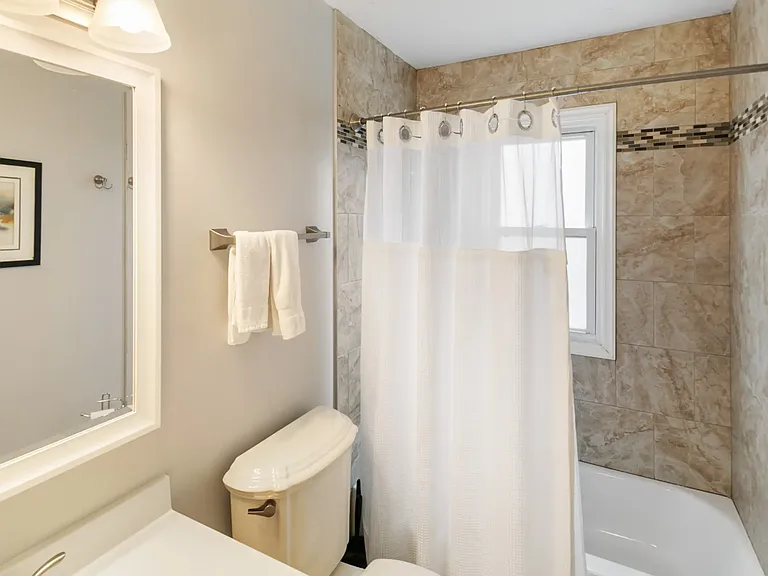 119 W Rockland Rd #1-A — Photo 38
