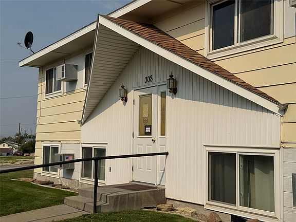 3rd image of 306 Central Ave N