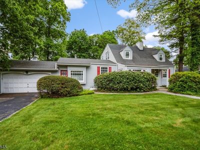 35 Mccosh Rd, Montclair, NJ, 07043