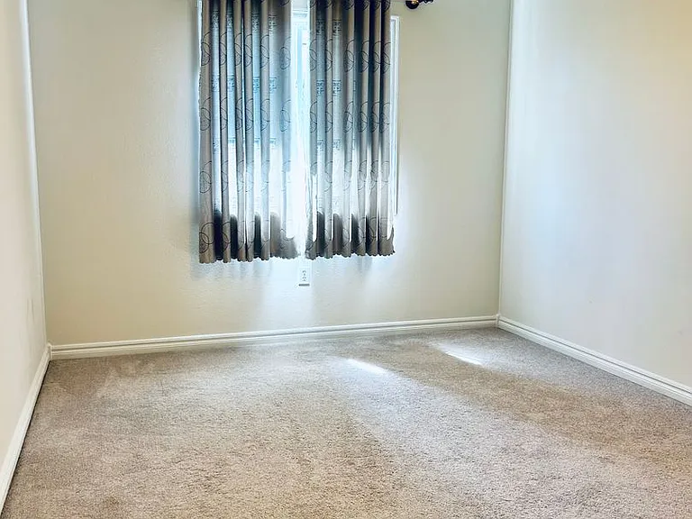 49 Fuller Cir — Photo 20