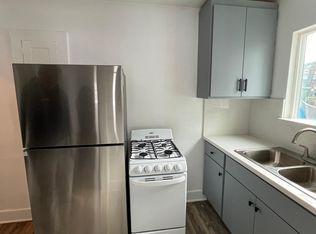 332 1/2 S Avenue 59, Los Angeles, CA 90042