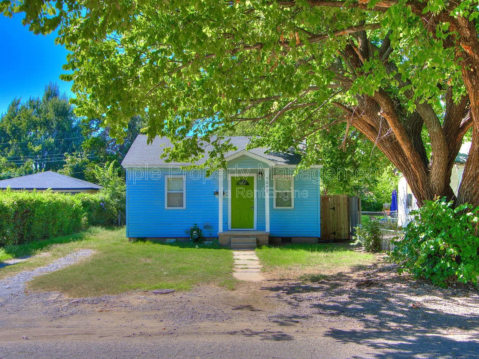 3 bed, 1.0 bath, 1152 sqft, $1,295 — Photo 1