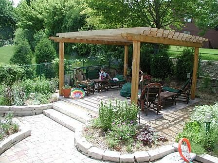 Outdoor pergola