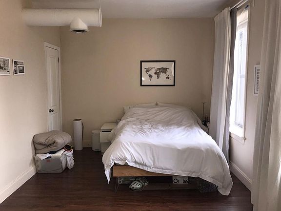 3rd image of 1657 Bedford Ave #3