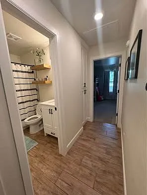 4 bed, 2.5 bath, 2376 sqft, $2,850 — Photo 3