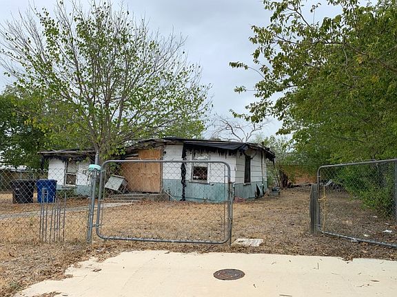 4th image of 8842 Troy Dr