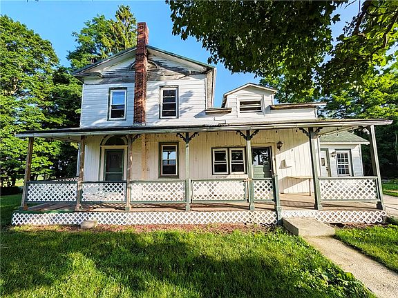 2nd image of 163 Davis Rd