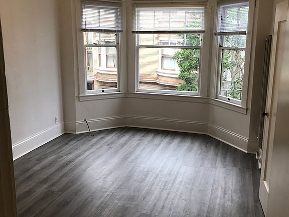 2nd image of 1123 Clay St APT 9