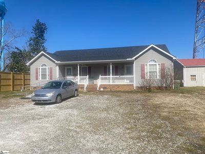 106 W Centennial St, Clinton, SC, 29325