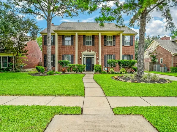 17518 Rustling Aspen Ln, Houston, TX 77095