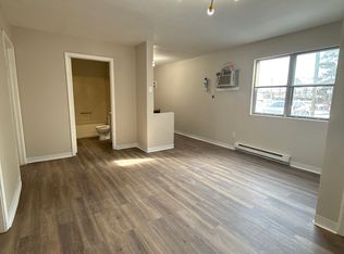 516 S Poplar St #5, Carbondale, IL 62901