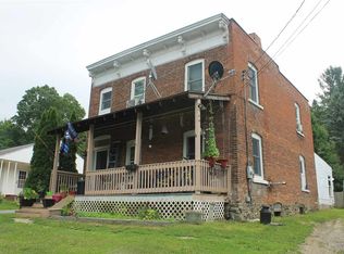 23 Munsell St, Hoosick Falls, NY 12090