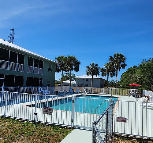 Emerald Oak Apartments Photo 1
