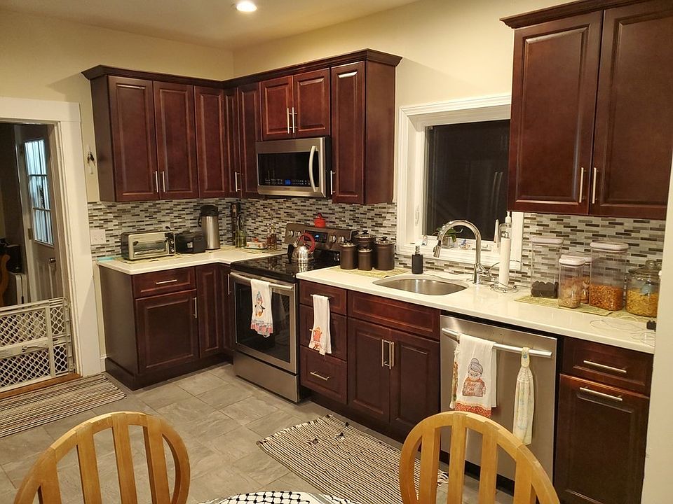 1st image of 741 Randolph St #1