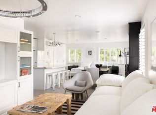 9809 Beeson Dr UNIT C, Beverly Hills, CA 90210