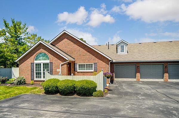 1st image of 2581 Roberts Ct