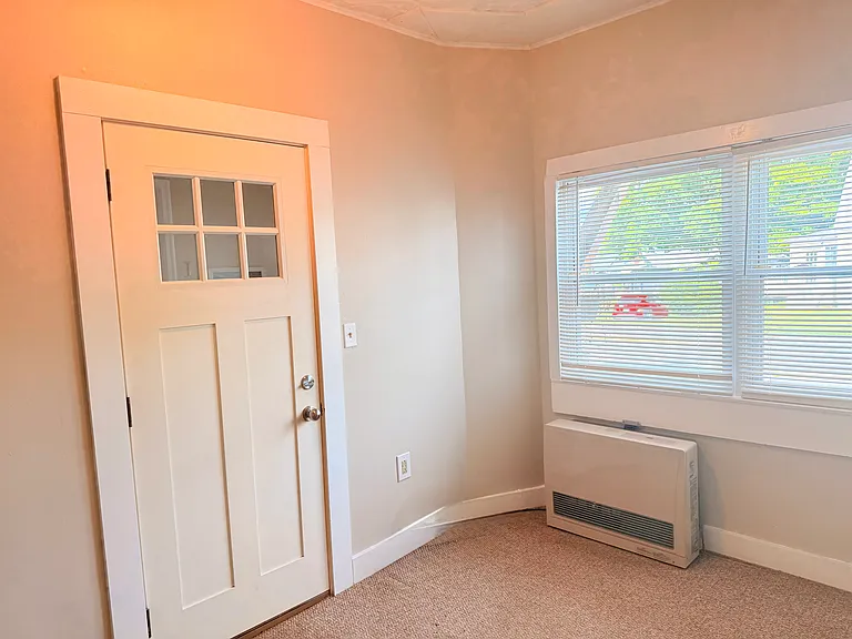 2046 Hartford Ave #2 — Photo 9