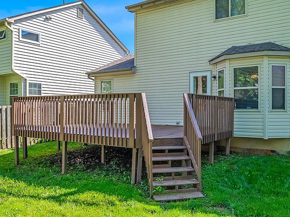 5th image of 915 White Oak Ct