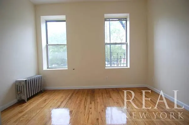 Rented by REAL New York | media 33