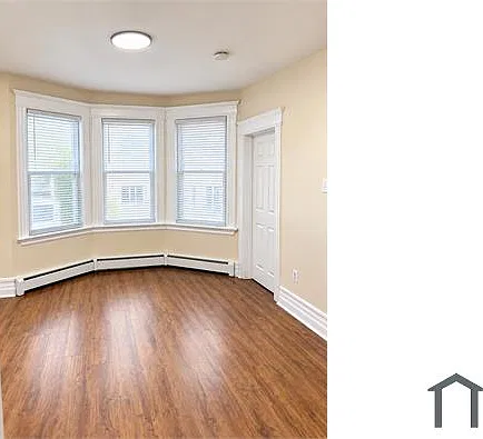 3 bed, $2,710 — Photo 1
