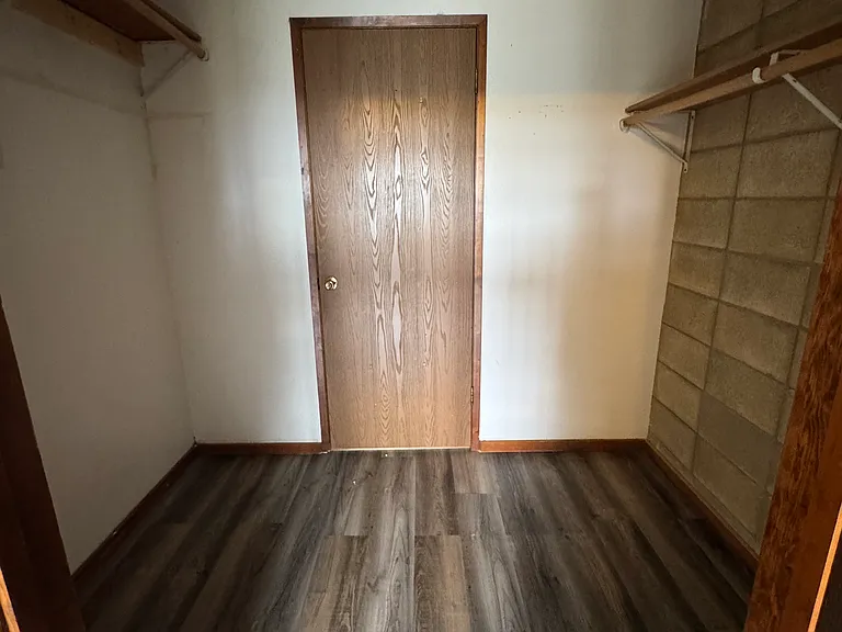 1013 Goodlander Dr #1 — Photo 11