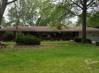 26212 S Harvest Ln, Crete, IL 60417