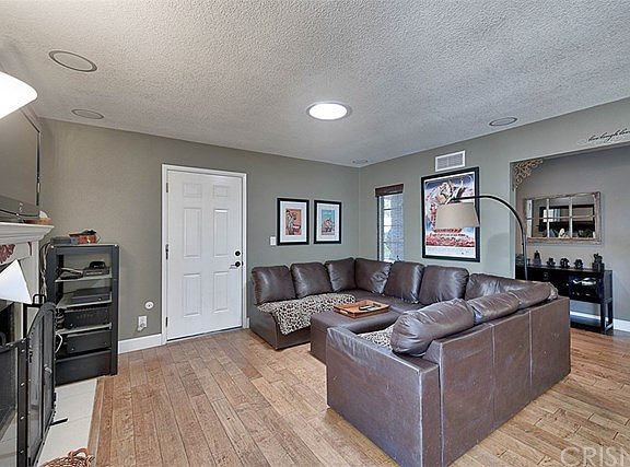 2nd image of 25543 Via Pacifica