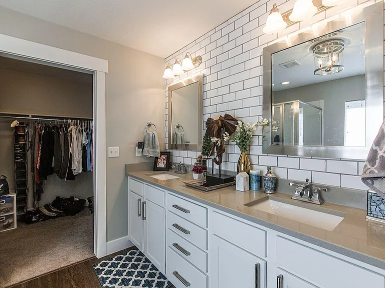 15213 S Bayonet Ct — Photo 7