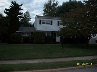 205 Suffolk Rd, Flourtown, PA 19031