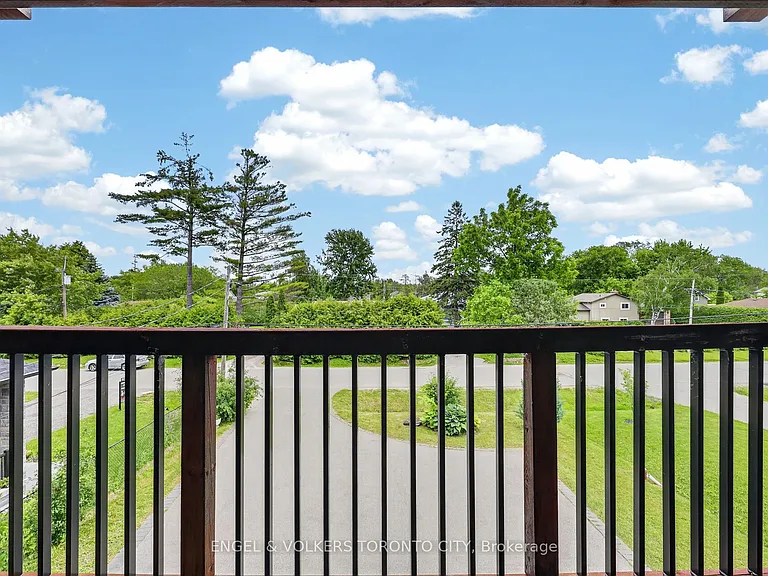 774 Churchill Ln — Photo 28