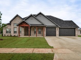 5916 Poppy Ave, Springdale, AR 72762