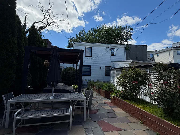 638 N 5th St #4 — Photo 17