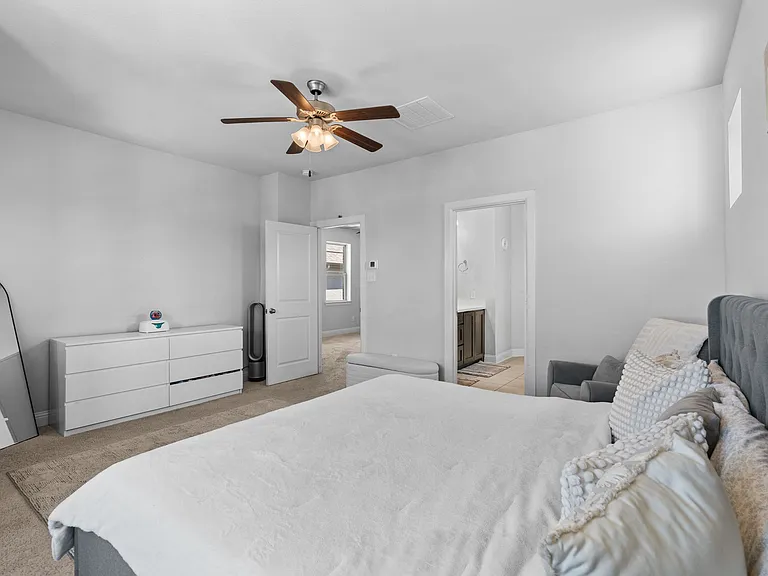 1416 Huntsman Ridge Ln — Photo 33