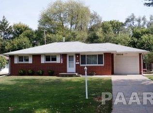 6808 N Kimberly Dr, Peoria, IL 61614