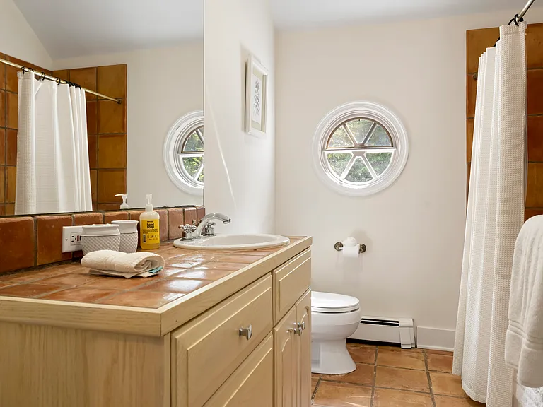 16 Alexis Ct — Photo 20