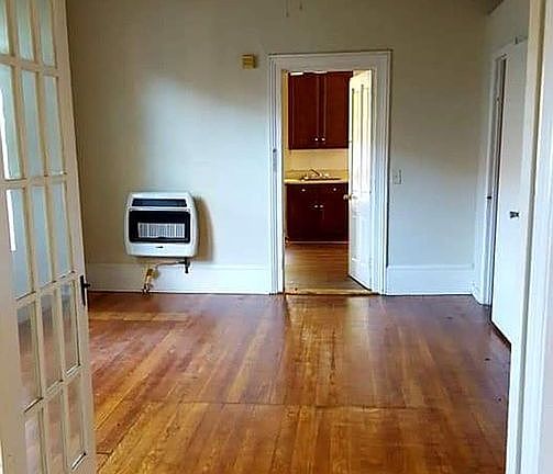 Bedroom 1300 B