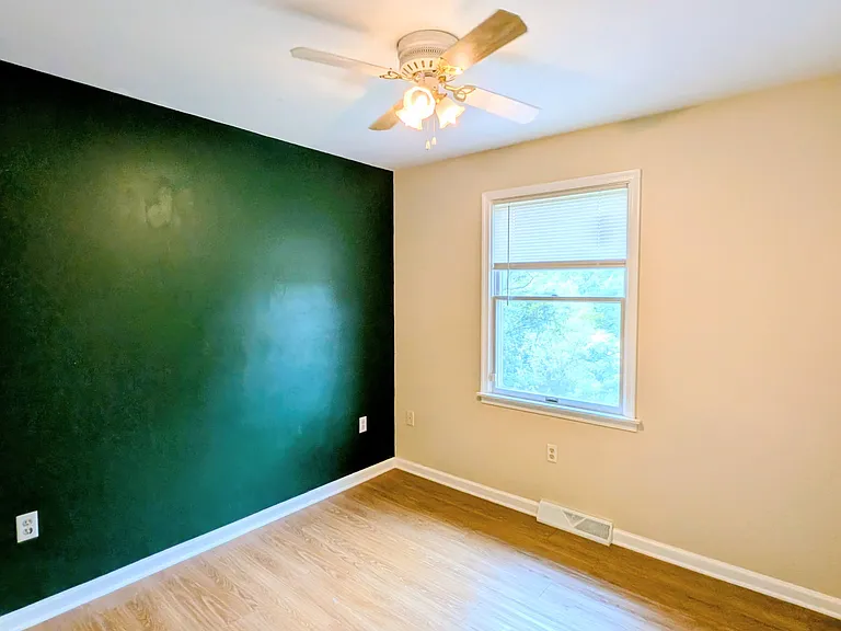 1816 Lakeside Dr — Photo 9
