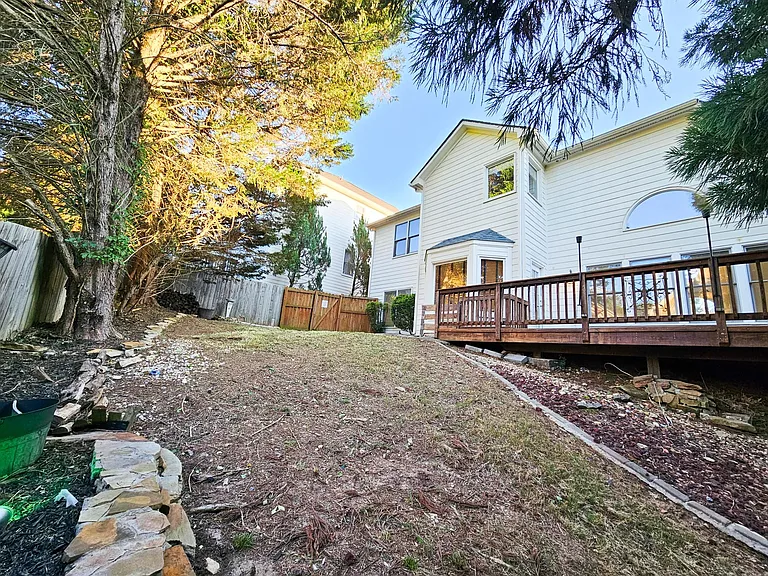 3373 Hunters Point Rd SE — Photo 22