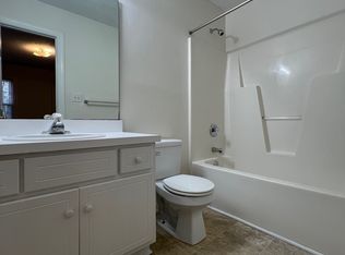 401 Brook St #424, Clayton, NC 27520