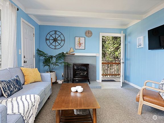 5th image of 3567 Shorewood Avenue