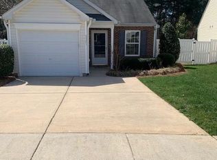 5521 Stewartby Dr, Raleigh, NC 27613