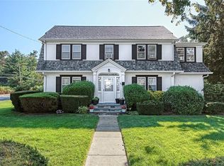 42 Browndale Pl, Port Chester, NY 10573