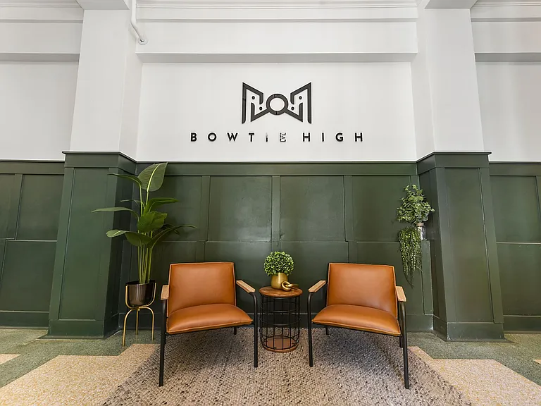 Bowtie High — Photo 20