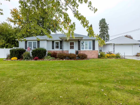 439 E Wheeler Rd, Bay City, MI 48706