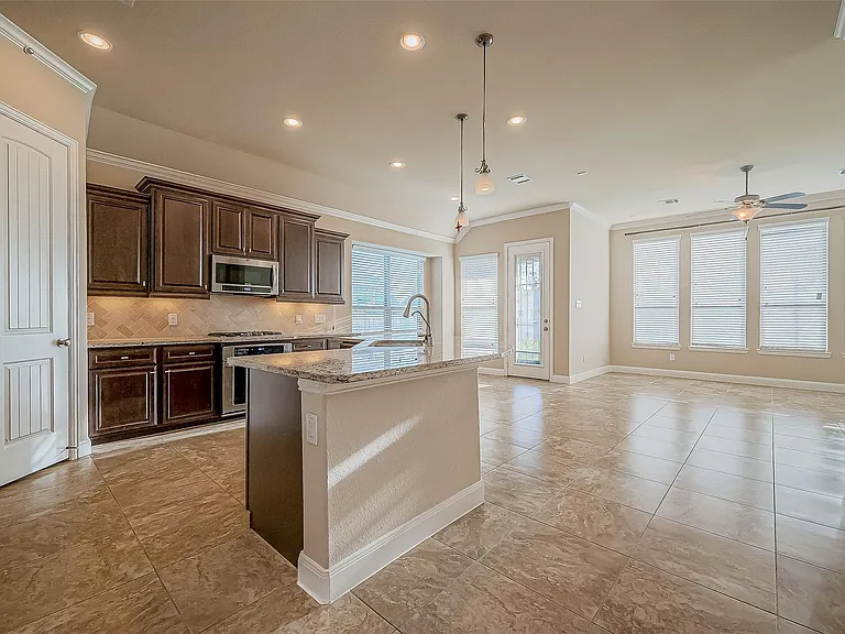 10839 Paula Bluff Ln — Photo 14
