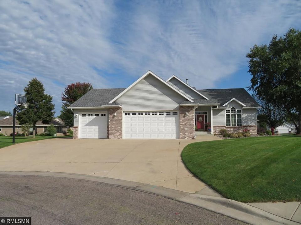 1st image of 430 16th St N