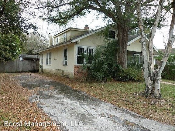 4th image of 1735 Pineland Dr
