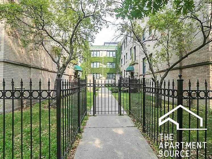 4841 N Wolcott Ave #3 — Photo 9